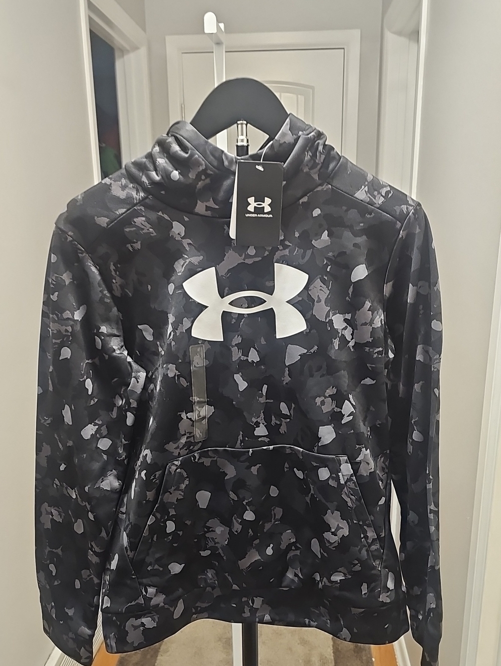 Under Armour Black & Gray Camo Pullover Hoodie